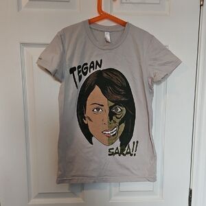 Tegan and Sara  T  -shirt